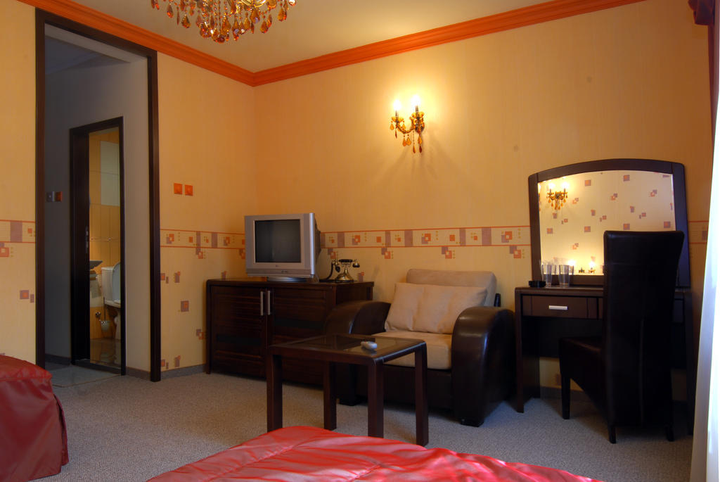 Hotel Unikat Velingrad Ruang foto